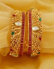 Buy Wedding Bangles and Wedding Chura Online at the Best Price 