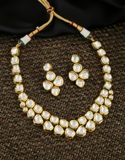 Wonderful Collection of Kundan Bridal Jewellery Sets Online 